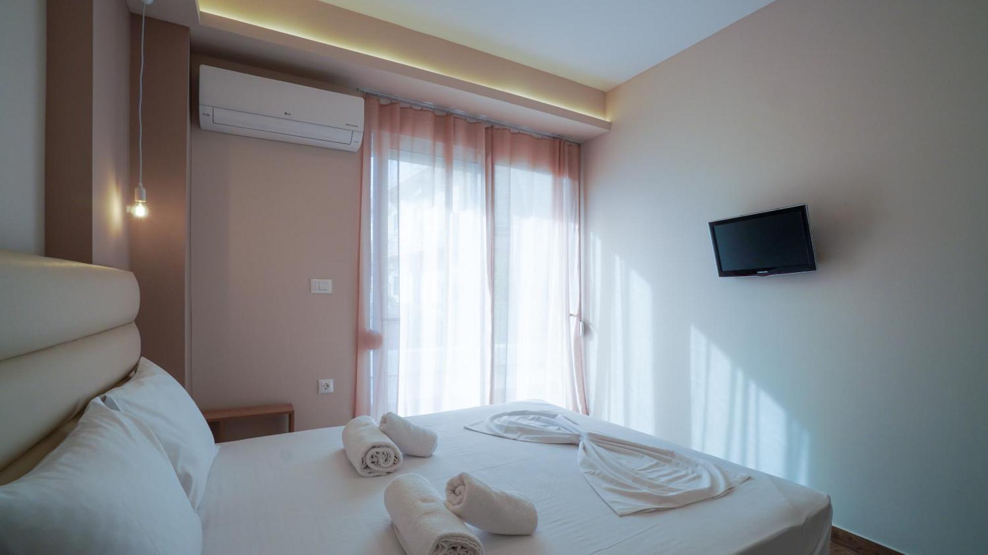 Odyssey Residences 2 Chania  Buitenkant foto
