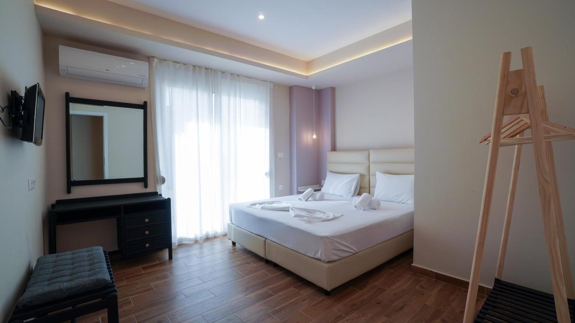 Odyssey Residences 2 Chania  Buitenkant foto